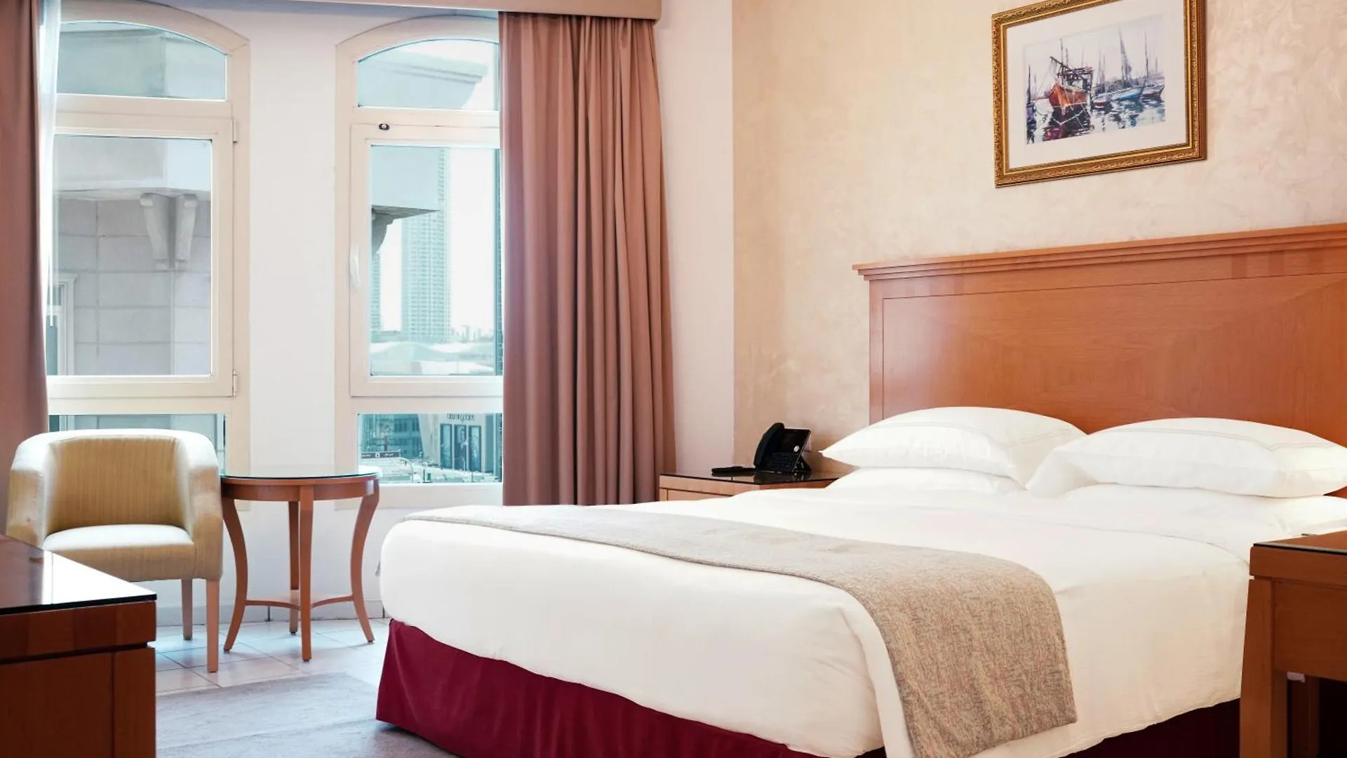 Swissotel Al Murooj Ντουμπάι