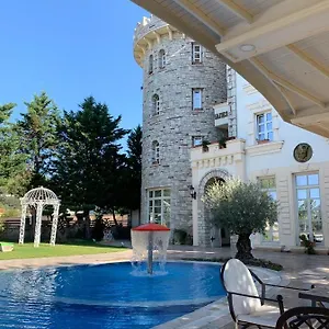 castle-konti.hotels-in-tirana.com/