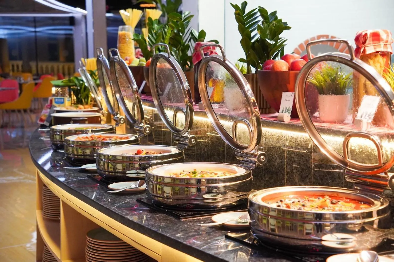Swissotel Al Murooj Dubai Otel