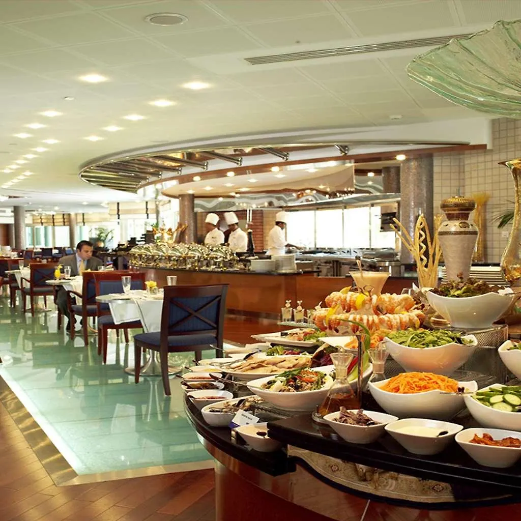 Swissotel Al Murooj Dubai Hotel