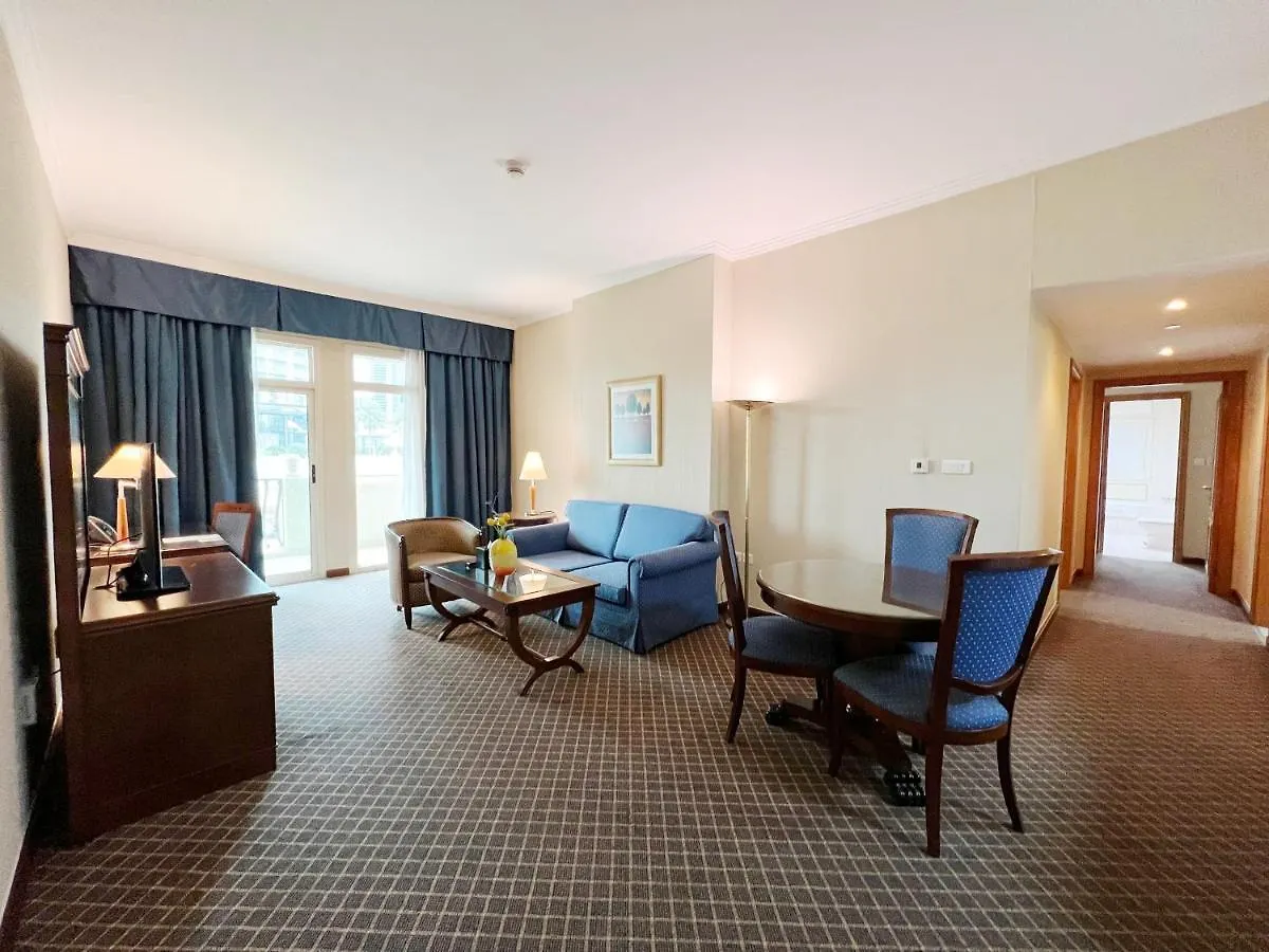 Swissotel Al Murooj Dubai Hotel