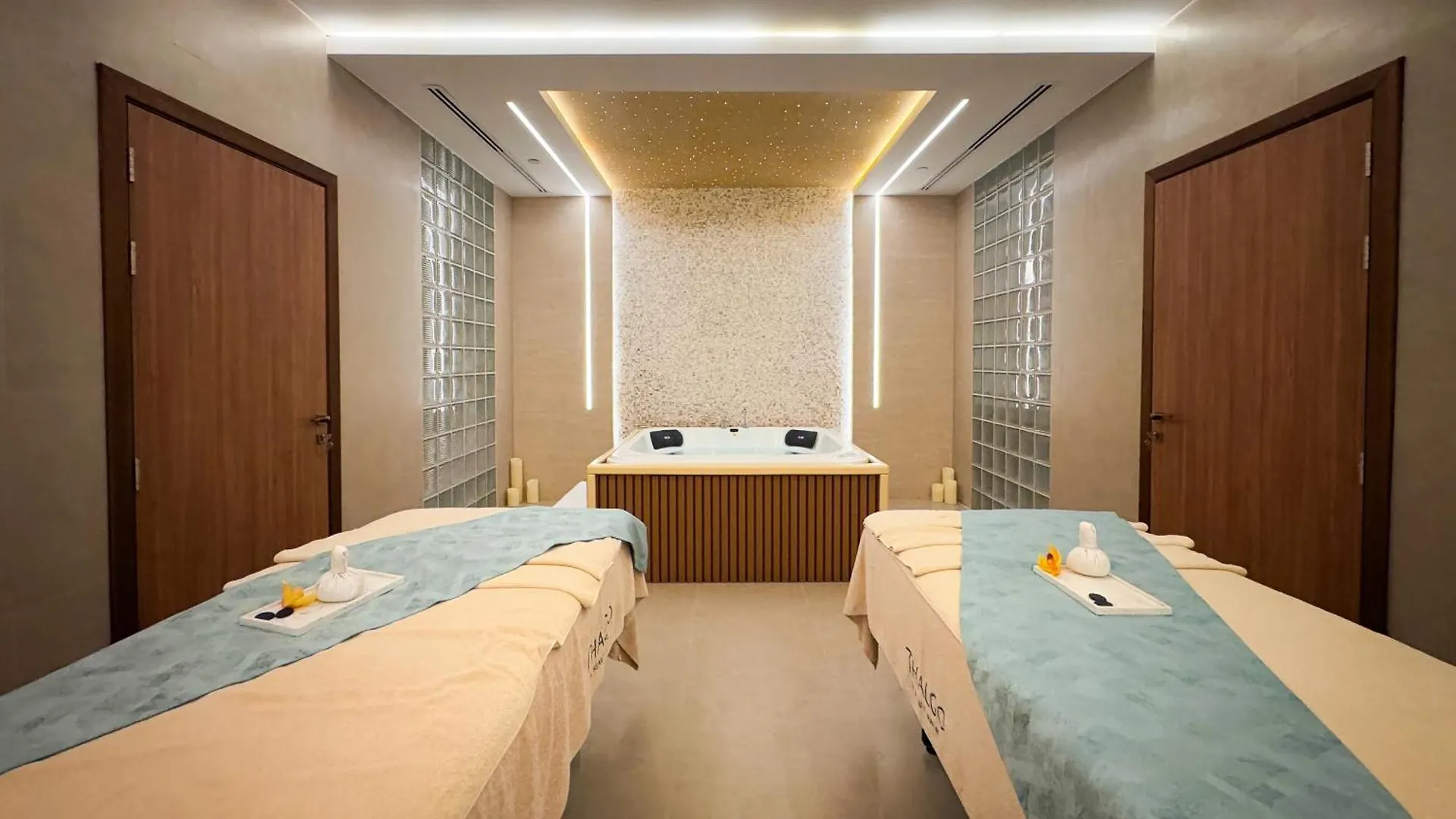 Swissotel Al Murooj Dubai