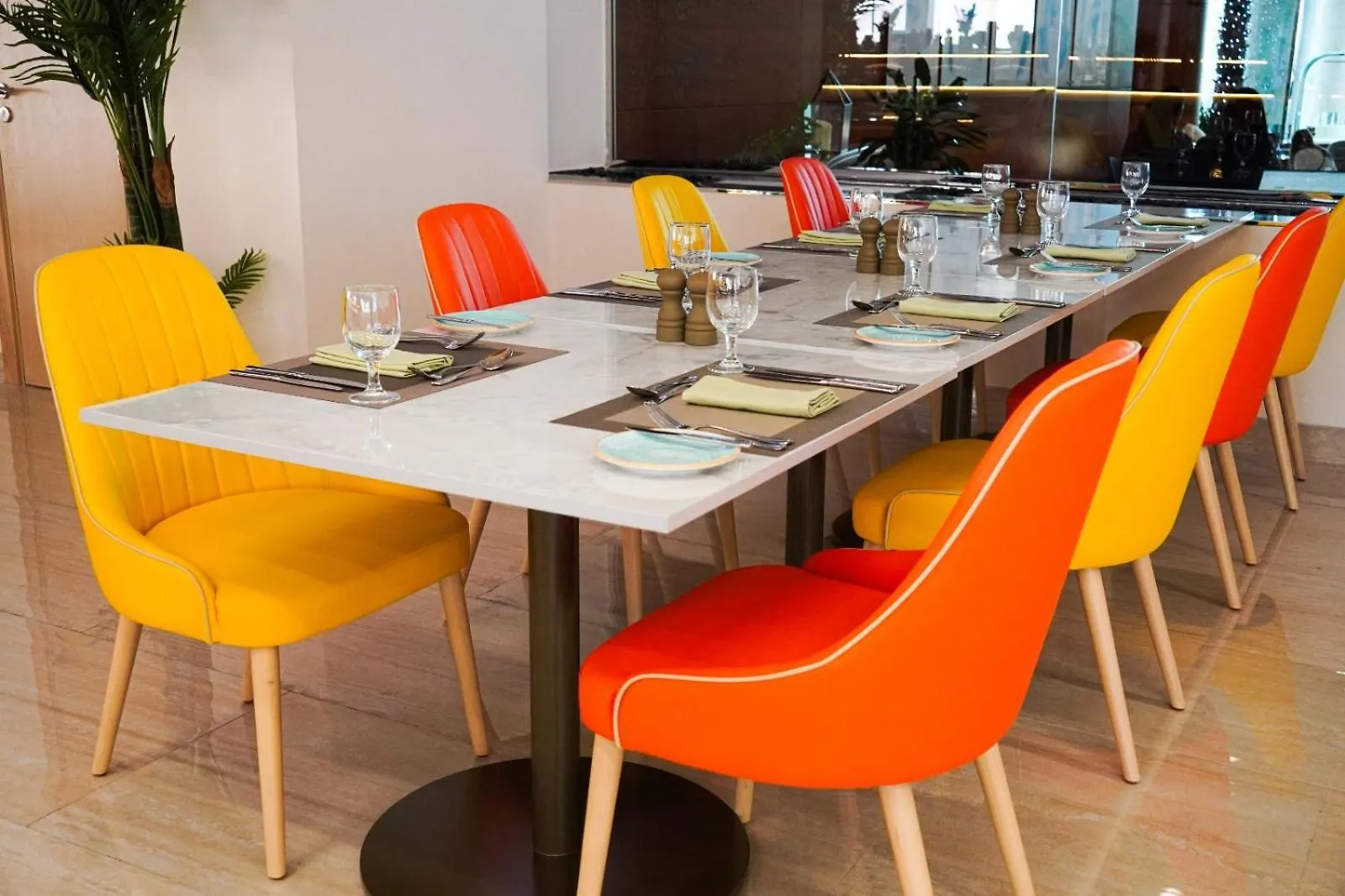 Swissotel Al Murooj Dubai Hotel