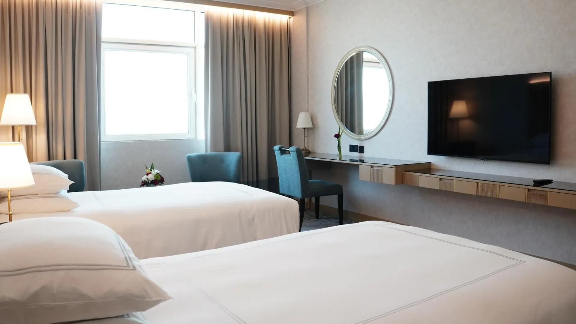 ***** Hotel Swissotel Al Murooj Dubai United Arab Emirates